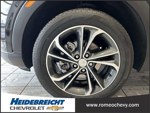 Used 2023 Buick Encore GX Select image 6