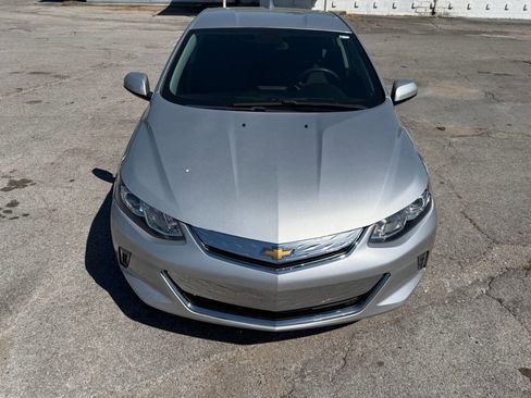 Used 2017 Chevrolet Volt LT FWD image 7