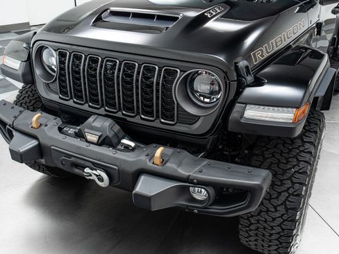 Used 2024 Jeep Wrangler Unlimited Rubicon 392 AWD/4WD image 33
