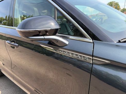 Used 2022 Lincoln Corsair Reserve w/ Equipment Group 201A AWD/4WD image 11