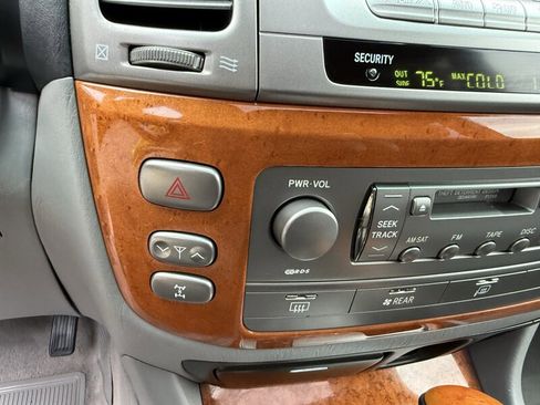 Used 2005 Lexus LX 470 4WD image 47