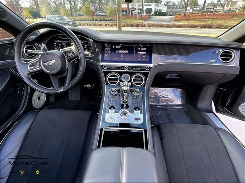 Used 2023 Bentley Continental GT V8 image 15