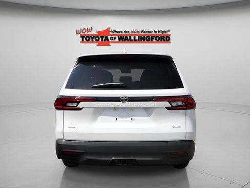 New 2026 Toyota Grand Highlander AWD image 3