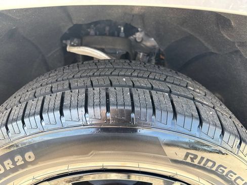 Used 2024 Chevrolet Silverado 1500 RST w/ Protection Package RWD image 36