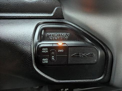 Used 2024 RAM 3500 Big Horn image 14
