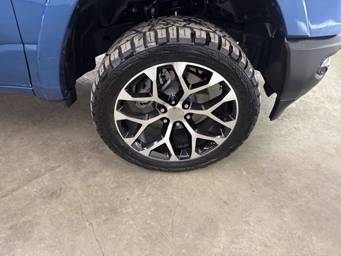 Used 2024 RAM 1500 Big Horn image 27