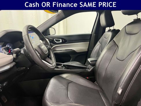 Certified 2023 Jeep Compass Limited AWD/4WD image 16