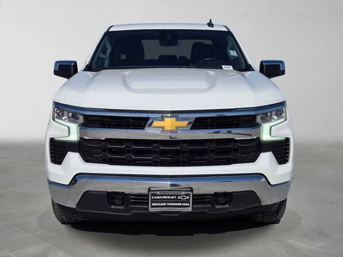 Used 2023 Chevrolet Silverado 1500 LT AWD/4WD image 8