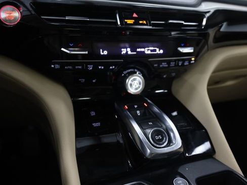 Used 2022 Acura MDX SH-AWD image 27