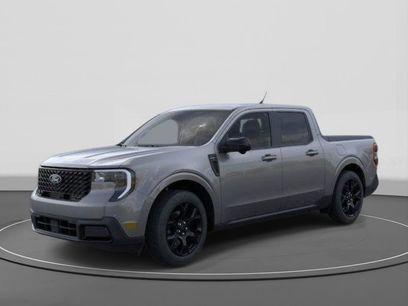 New 2025 Ford Maverick Lariat w/ Black Appearance Package