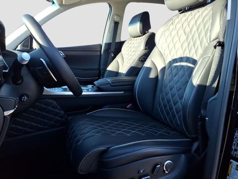 Used 2024 Genesis GV80 3.5T w/ Prestige Package image 16