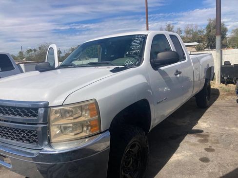 Used 2011 Chevrolet Silverado 2500 W/T image 6