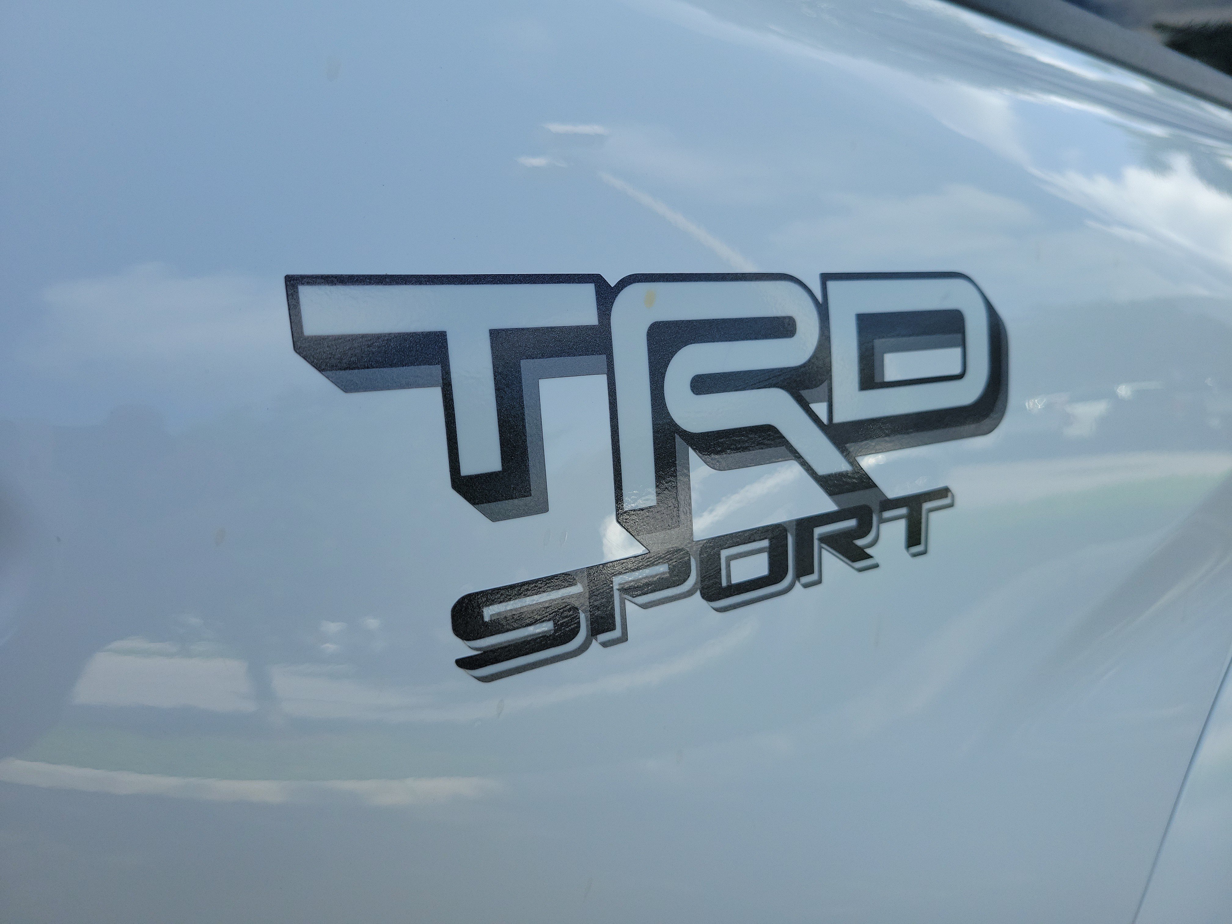 Certified 2025 Toyota Tacoma TRD Sport AWD/4WD image 9