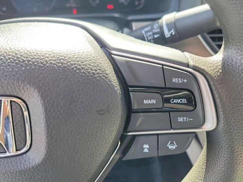 Used 2018 Honda Accord LX image 22