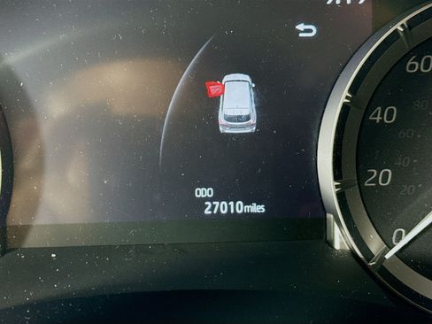 Certified 2024 Toyota Highlander XLE AWD/4WD image 13
