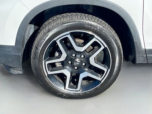 Used 2023 Honda Passport Elite image 32