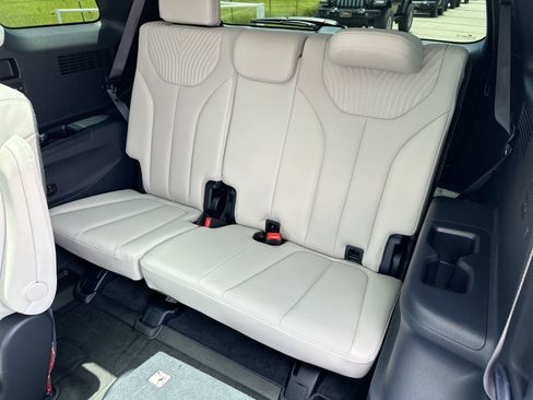 Used 2025 Hyundai Palisade Calligraphy FWD image 26