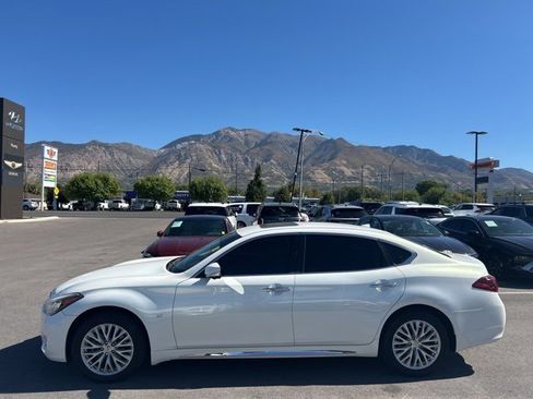 Used 2015 INFINITI Q70 L 3.7 image 6