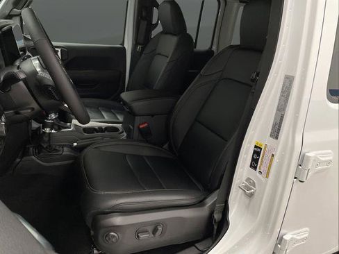 New 2025 Jeep Wrangler Sahara w/ Technology Group image 4