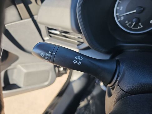 Used 2025 Nissan Sentra S image 24