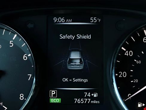 Used 2017 Nissan Rogue SV w/ SV Premium Package AWD/4WD image 15