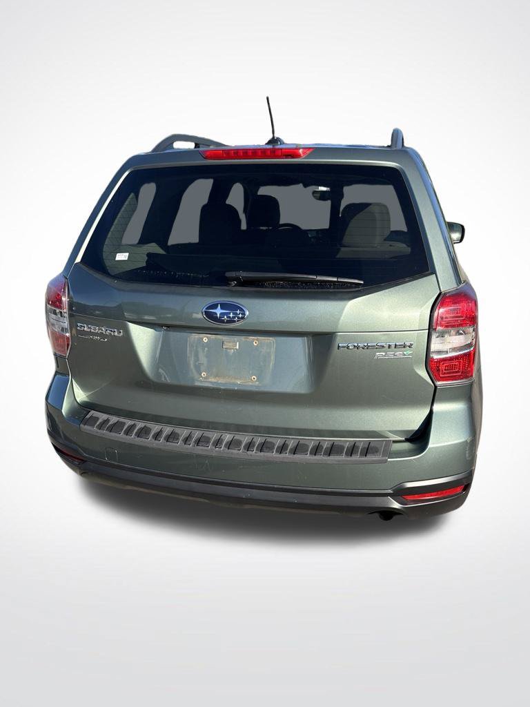 Used 2015 Subaru Forester 2.5i Premium AWD/4WD image 17