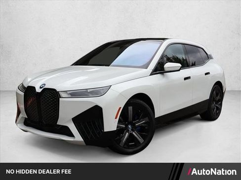 Certified 2024 BMW iX xDrive50 w/ Premium Package AWD/4WD image 1