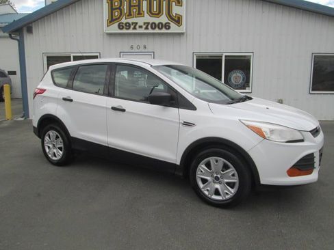 Used 2014 Ford Escape S FWD image 1
