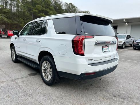 Used 2021 GMC Yukon SLT w/ SLT Premium Package image 4