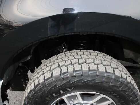 Used 2023 Ford F350 Lariat w/ FX4 Off-Road Package image 12