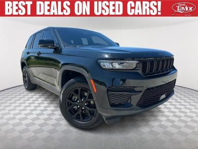 Used 2024 Jeep Grand Cherokee Altitude