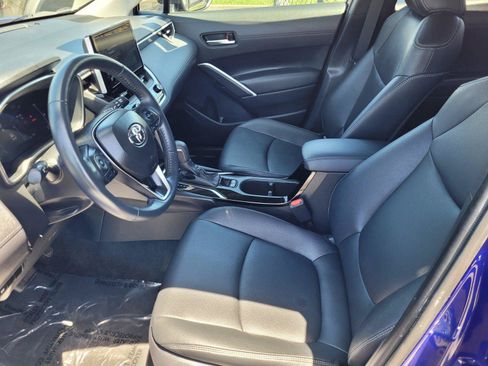 Used 2025 Toyota Corolla Cross XLE FWD image 19