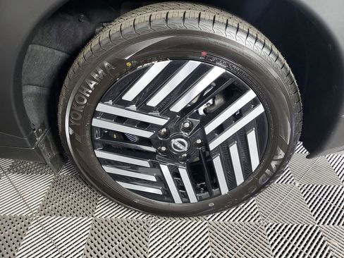 New 2026 Nissan Leaf SV+ w/ Floor Mat Package (SV+) image 28