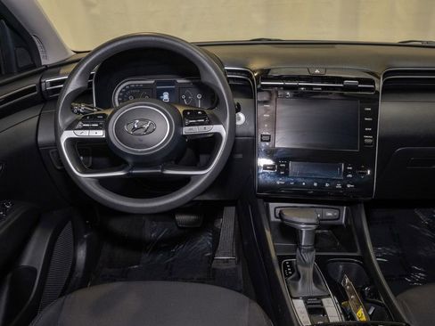 Used 2024 Hyundai Tucson SEL image 2