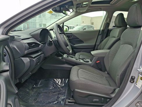 Used 2024 Subaru Crosstrek 2.0i Premium AWD/4WD image 13
