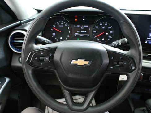 Certified 2024 Chevrolet Trax LS w/ Driver Confidence Package FWD image 13