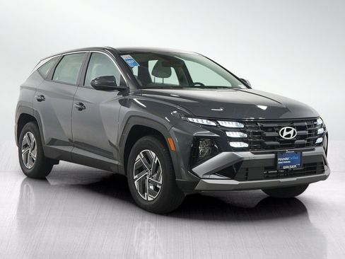 Certified 2026 Hyundai Tucson Blue SE w/ Tow & Go Package AWD/4WD image 7
