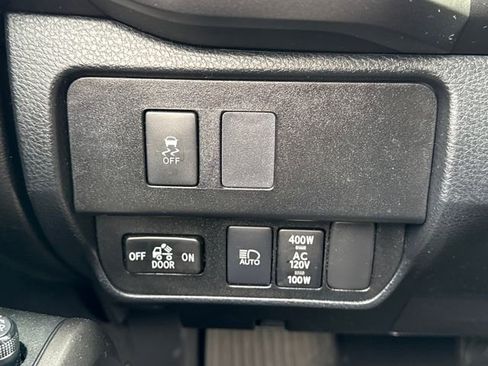 Used 2021 Toyota Tacoma TRD Off-Road w/ Technology Package image 31