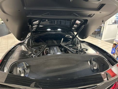 Used 2025 Chevrolet Corvette Stingray image 39
