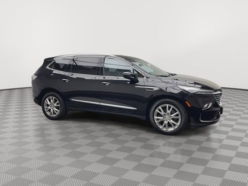 Used 2023 Buick Enclave Essence w/ Experience Buick Package AWD/4WD image 47