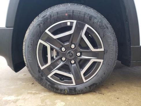 New 2026 Jeep Cherokee Limited image 12