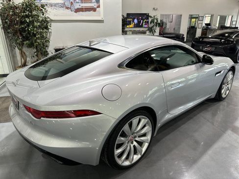 Used 2015 Jaguar F-TYPE S RWD image 2
