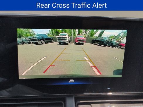 New 2026 Chevrolet Trax LT w/ Sunroof Package FWD image 18