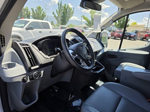 Used 2016 Ford Transit 250 130 Low Roof RWD image 14