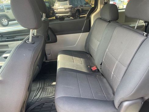 Used 2008 Dodge Grand Caravan SE FWD image 10