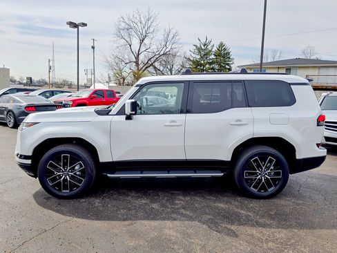 Used 2026 Lexus GX 550 550 Premium+ w/ Accessory Package (2T) image 13