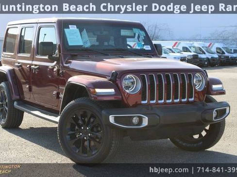 Used 2021 Jeep Wrangler Unlimited Sahara image 1