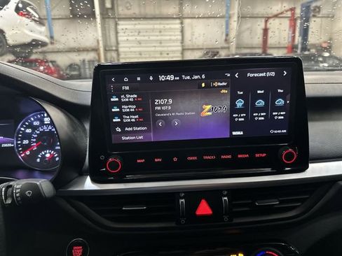 Certified 2023 Kia Forte GT-Line w/ GT-Line Technology Package image 14