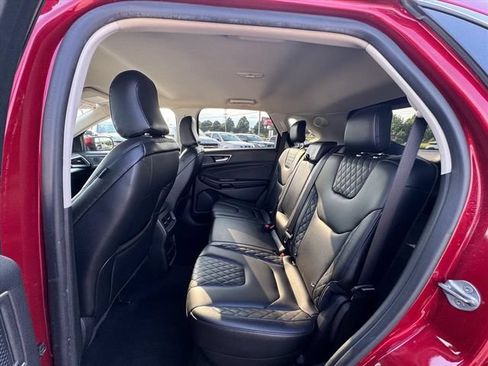Used 2024 Ford Edge Titanium AWD/4WD image 12