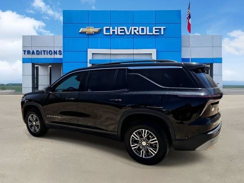 Certified 2024 Chevrolet Traverse LT FWD image 7